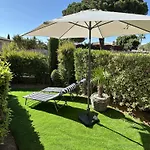 アパート Les Pins Bleus By Interhome *