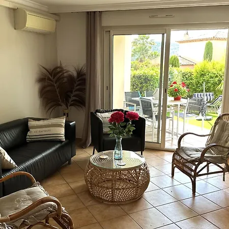 Les Pins Bleus By Interhome サント・マキシム