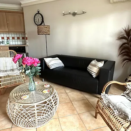 Les Pins Bleus By Interhome Διαμέρισμα