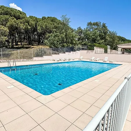 Les Pins Bleus App-02 By Interhome *