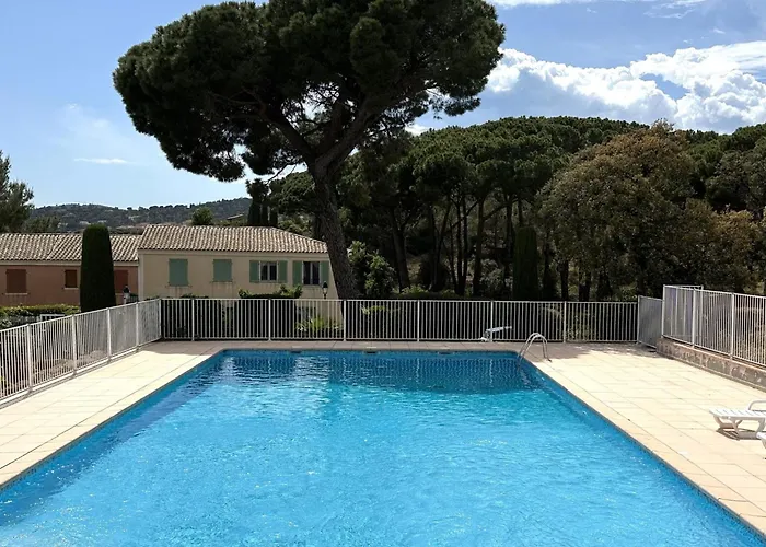 Les Pins Bleus By Interhome Διαμέρισμα