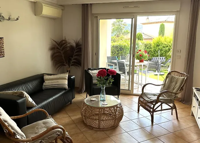 Les Pins Bleus By Interhome Σαιντ-Μαξίμ