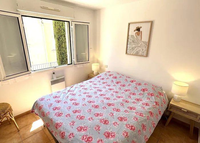 Les Pins Bleus By Interhome Sainte-Maxime